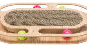 TRIXIE KRABKARTON MET SPEELGOED HOUT MET CATNIP